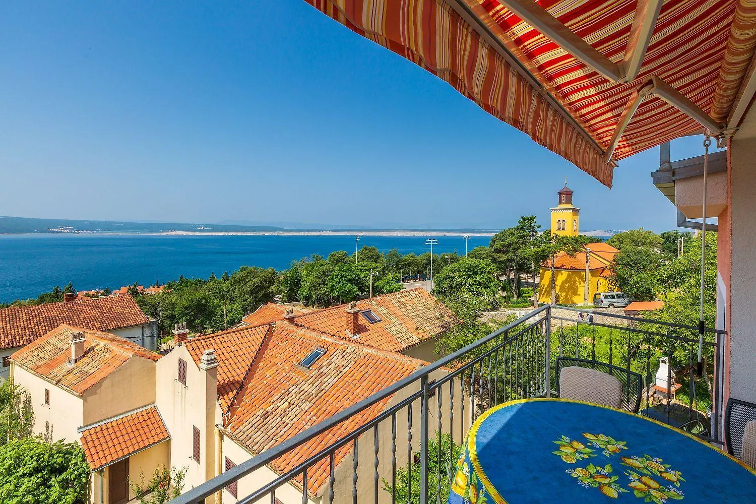 Helles Apartment Nur 650 Meter Zum Strand Mit Herrlichem Meerblick, Privatem Balkon, Waschmaschine Dramalj Croatia